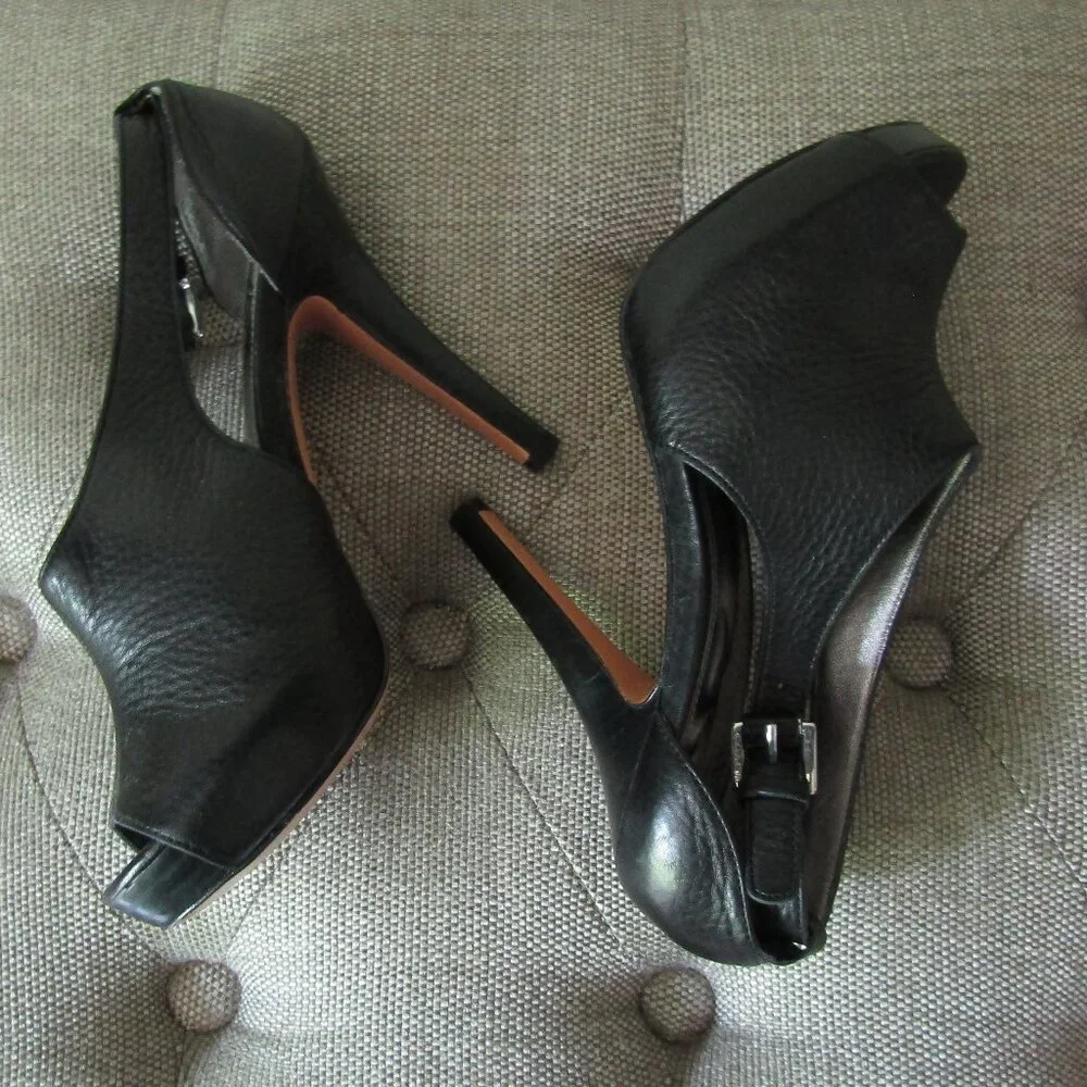Coach Open Toe Stiletto 5.5B